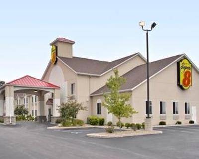 фото отеля Super 8 Motel Cloverdale (Indiana)