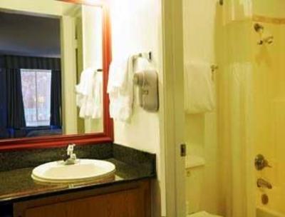 фото отеля Ramada Inn - Antioch
