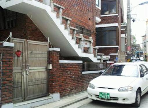 фото отеля Sleeping Strawberry Guesthouse