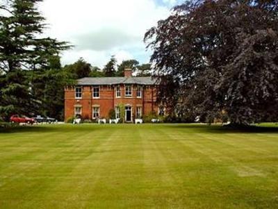 фото отеля Bartle Hall Country Hotel Preston