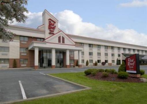 фото отеля Red Roof Inn & Suites Cleveland - Elyria