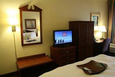 фото отеля Hampton Inn Columbus South
