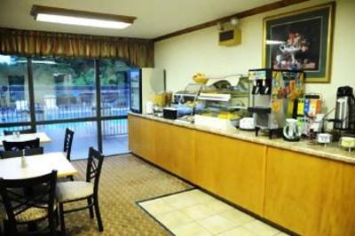 фото отеля Blytheville Inn