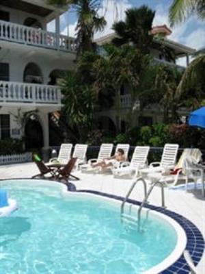 фото отеля Blue Tang Inn