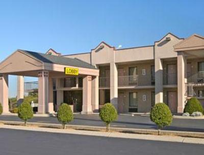 фото отеля Super 8 Motel Mall Clarksville (Tennessee)
