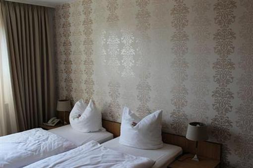 фото отеля Osterberg Restaurant And Hotel Hildesheim