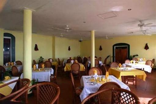 фото отеля Gem Holiday Beach Resort St George's