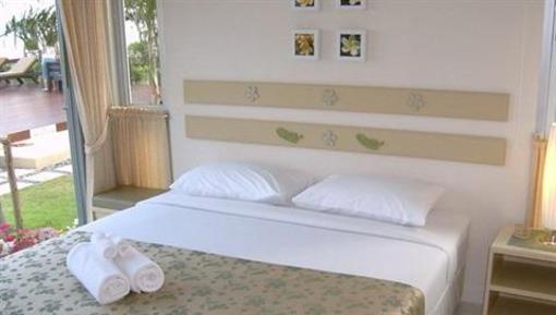 фото отеля Chez Nous Boutique Resort