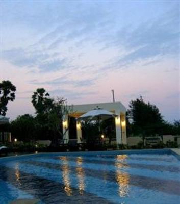 фото отеля Chez Nous Boutique Resort