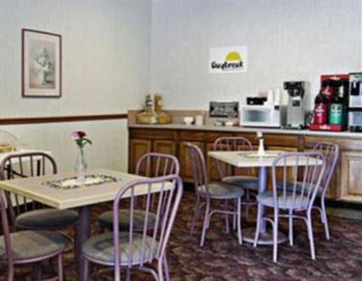 фото отеля Days Inn Fiesta Park