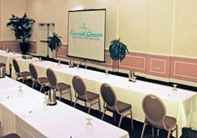 фото отеля Emerald Greens Golf Resort & Country Club