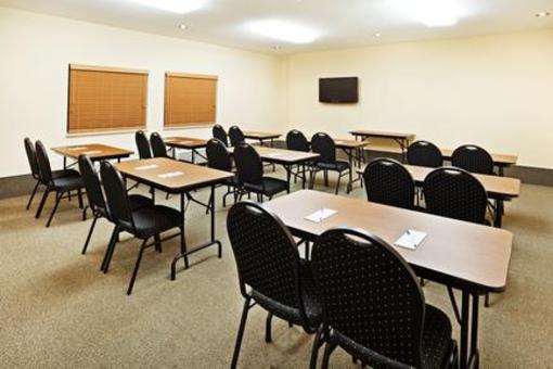 фото отеля Candlewood Suites Knoxville Airport Alcoa