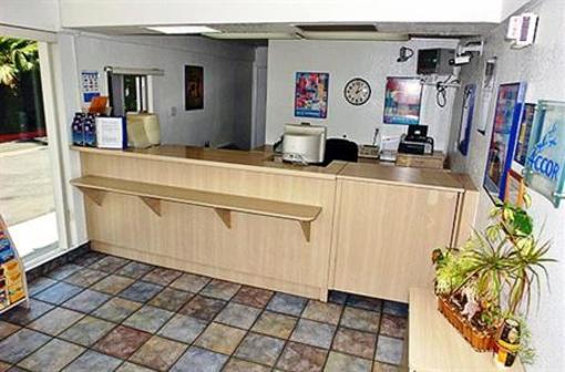 фото отеля Motel 6 North Hills Los Angeles