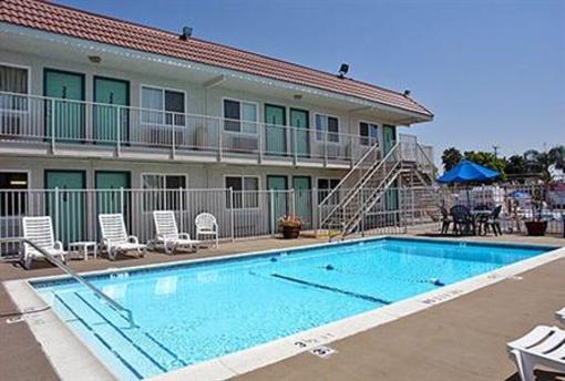 фото отеля Motel 6 North Hills Los Angeles