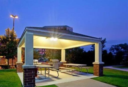 фото отеля Candlewood Suites Chicago-Hoffman Estates