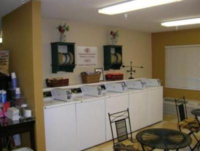 фото отеля Candlewood Suites Chicago-Hoffman Estates