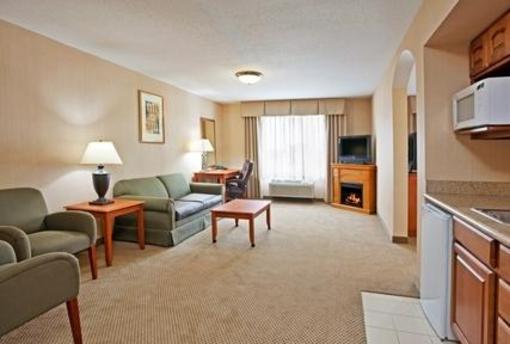 фото отеля Holiday Inn Express Hotel & Suites Howell