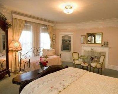 фото отеля Bissell House Bed & Breakfast South Pasadena