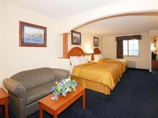 фото отеля Comfort Suites Stevensville