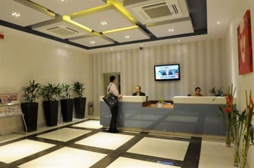фото отеля Ahuja Residency Sunder Nagar