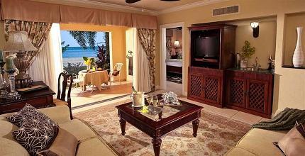 фото отеля Sandals Whitehouse European Village and Spa
