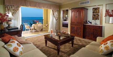 фото отеля Sandals Whitehouse European Village and Spa
