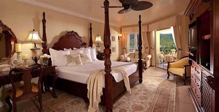 фото отеля Sandals Whitehouse European Village and Spa