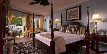 фото отеля Sandals Whitehouse European Village and Spa