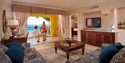 фото отеля Sandals Whitehouse European Village and Spa