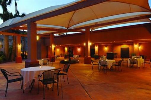фото отеля Holiday Inn Casa Grande