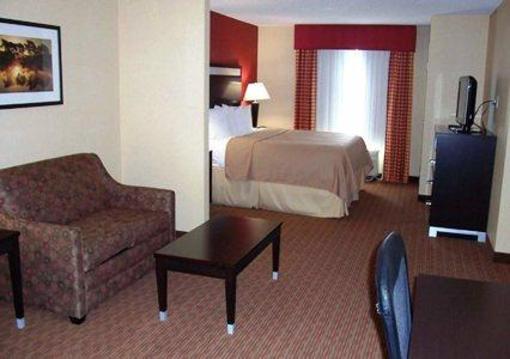 фото отеля Quality Suites Warner Robins Robins AFB