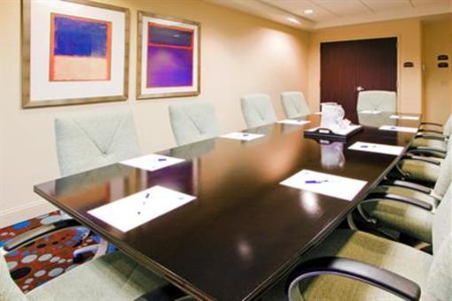 фото отеля Holiday Inn Express Hotel & Suites Washington DC-Northeast