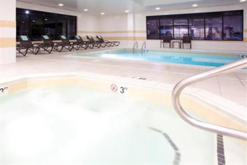 фото отеля Holiday Inn Express Hotel & Suites Washington DC-Northeast