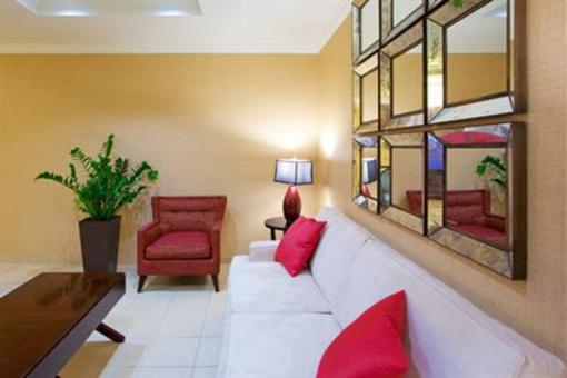 фото отеля Holiday Inn Express Hotel & Suites Washington DC-Northeast