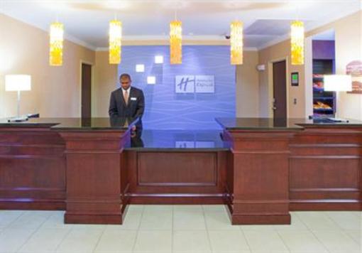 фото отеля Holiday Inn Express Hotel & Suites Washington DC-Northeast