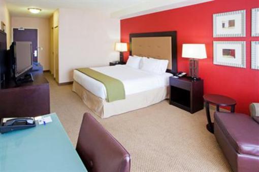 фото отеля Holiday Inn Express Hotel & Suites Washington DC-Northeast