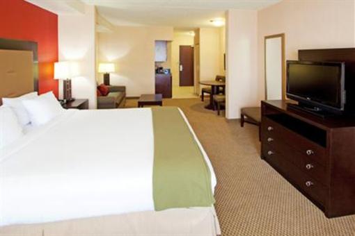 фото отеля Holiday Inn Express Hotel & Suites Washington DC-Northeast