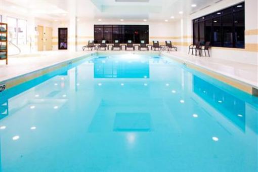 фото отеля Holiday Inn Express Hotel & Suites Washington DC-Northeast