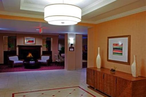 фото отеля Holiday Inn Express Hotel & Suites Washington DC-Northeast