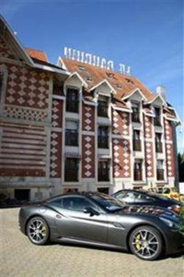фото отеля Hotel Le Dauphin Arcachon