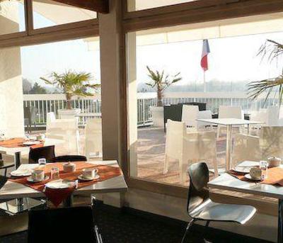 фото отеля Cube Hotel Villeneuve-les-Avignon