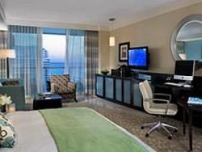 фото отеля Fontainebleau Miami Beach