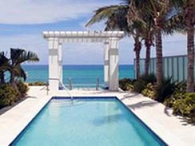 фото отеля Fontainebleau Miami Beach