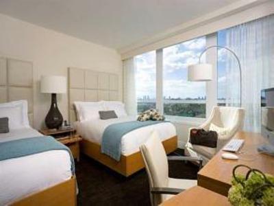 фото отеля Fontainebleau Miami Beach
