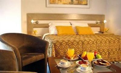 фото отеля Interplaza Hotel