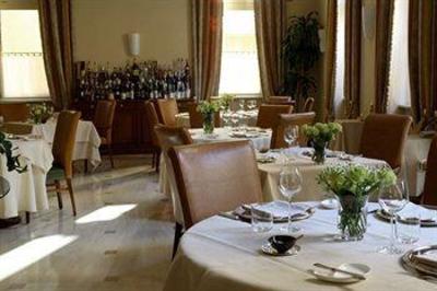 фото отеля Palazzo Lovera Hotel Cuneo