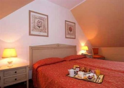 фото отеля Quality Hotel Rueil Centre