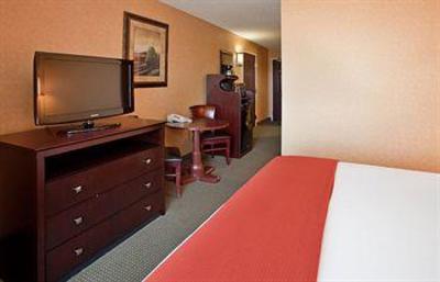 фото отеля Holiday Inn Express & Suites Rolla