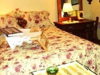 Independence House Bed & Breakfast