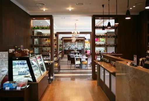фото отеля Adonis Resort Pocheon